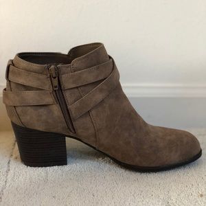 (Indigo rd.) Sandra Booties
